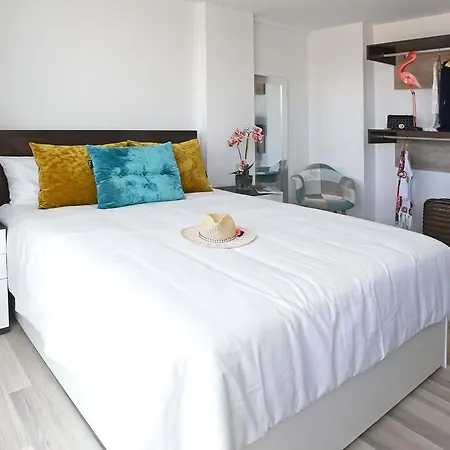 Apartamento 12 Beyond Amadores Playa